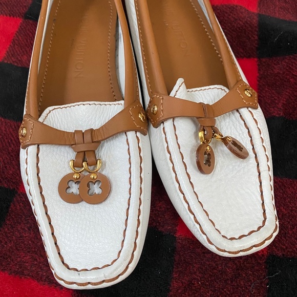 Authentic Louis Vuitton Souliers
